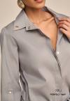 CAMISA  C/ DETALHES C/ BOTAO DE PRESSAO MANGAS FEMININA CINZA PERFECT WAY