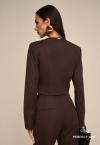 BLAZER CROPPED FRENTE TRANSPASSADA COM METAL FEMININO MARROM CAFÉ PERFECT WAY
