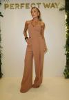 CONJUNTO ALFAIATARIA  BLUSA ELAB DET FRENTE C/ CALÇA C/ BOLSOS amendoa PERFECT WAY