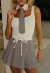 SHORTS SAIA C/ PREGAS  COS ELASTICO FEMININO CINZA C/ OFF WHITE PERFECT WAY