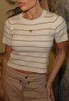 T- SHIRT  TRICO FEMININA BEGE C/ LISTRA MARROM PERFECT WAY