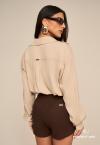 CAMISA C/ MINI FENDA LATERAIS FEMININA BEGE PERFECT WAY
