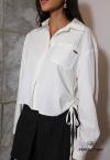 CAMISA CROPPED C/ AJUSTE LATERAL FEMININA OFF WHITE PERFECT WAY