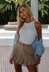 SHORTS SAIA C/ PREGAS COS ALTO FEMININO FENDI PERFECT WAY