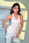 BLUSA C/ BOLSOS FRENTE UNICA BOTOES FEMININA areia PERFECT WAY