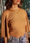 BLUSA CROPPED DECOTE  C/ CORRENTE E PINGENTE  FEMININA amendoa PERFECT WAY
