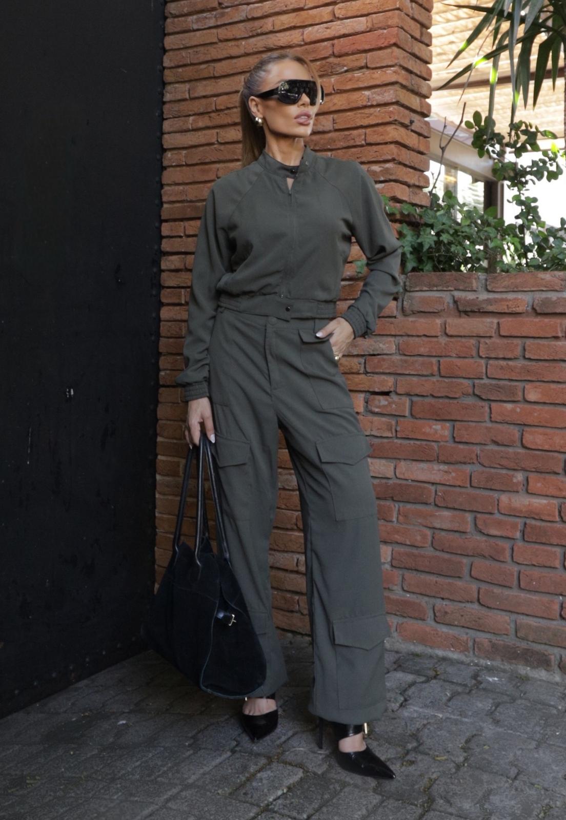 CALÇA CÓS ALTO BOLSO CARGO FEMININA VERDE MILITAR