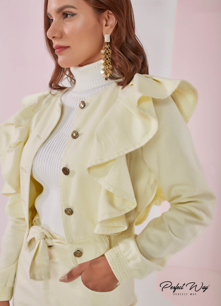 jaqueta cropped de sarja com botões AMARELO PERFECT WAY